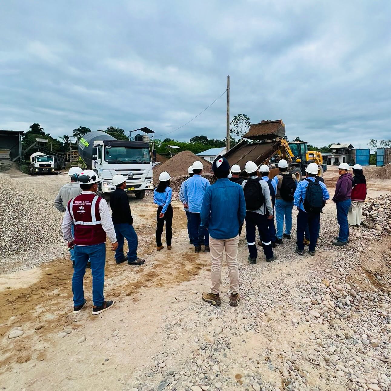 PROCESO EN PLANTA CONCRETERA — foto 1